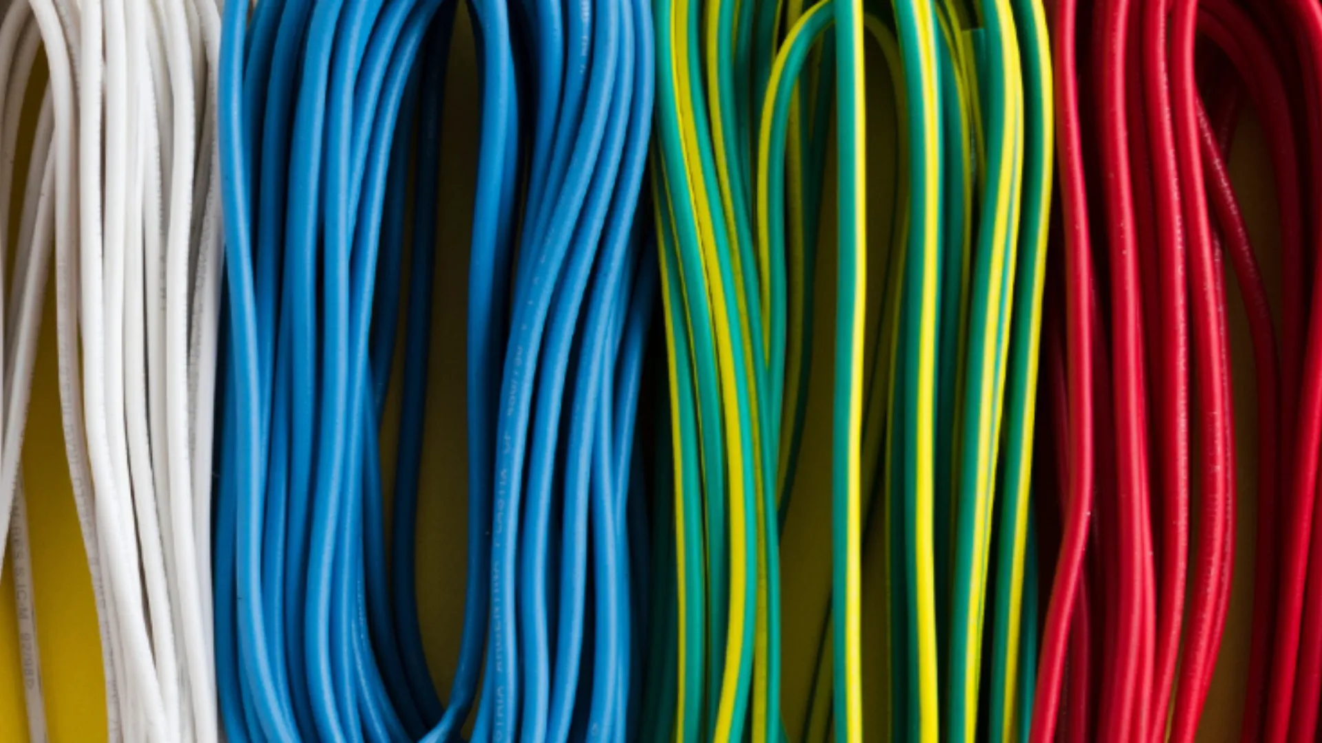 Cores dos Fios Elétricos: Tabela NBR 5410 de Significados | ViaCabos